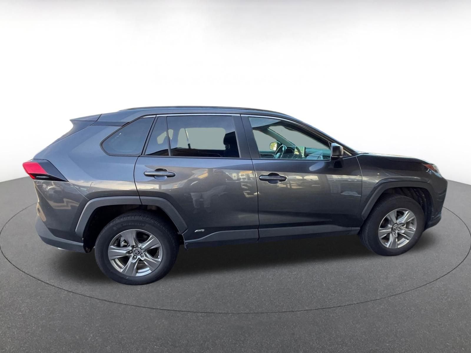 Thumbnail: 2025 Toyota RAV4 - 8