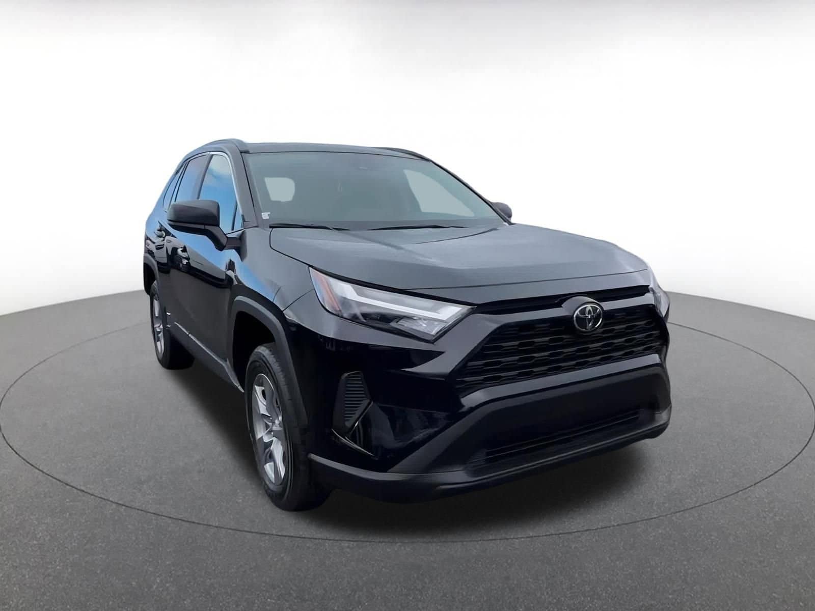 Thumbnail: 2025 Toyota RAV4 - 3