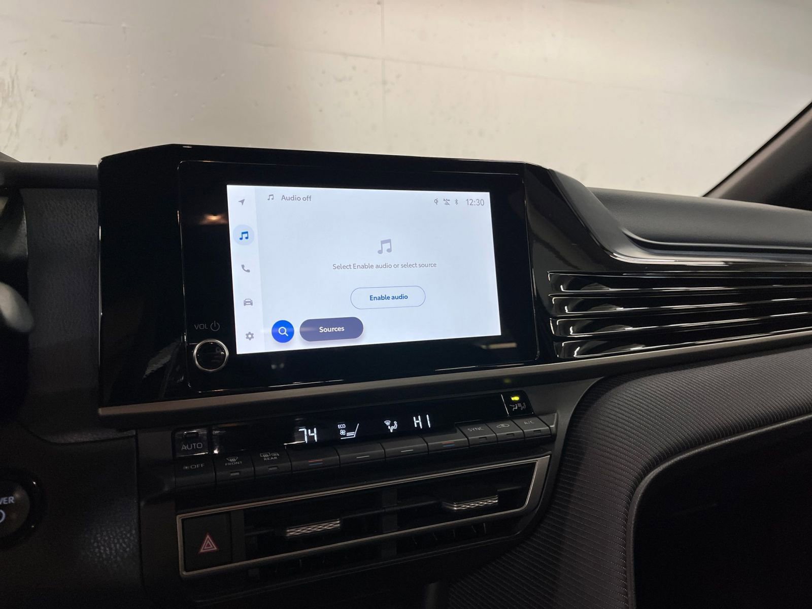 Thumbnail: 2025 Toyota Camry - 20