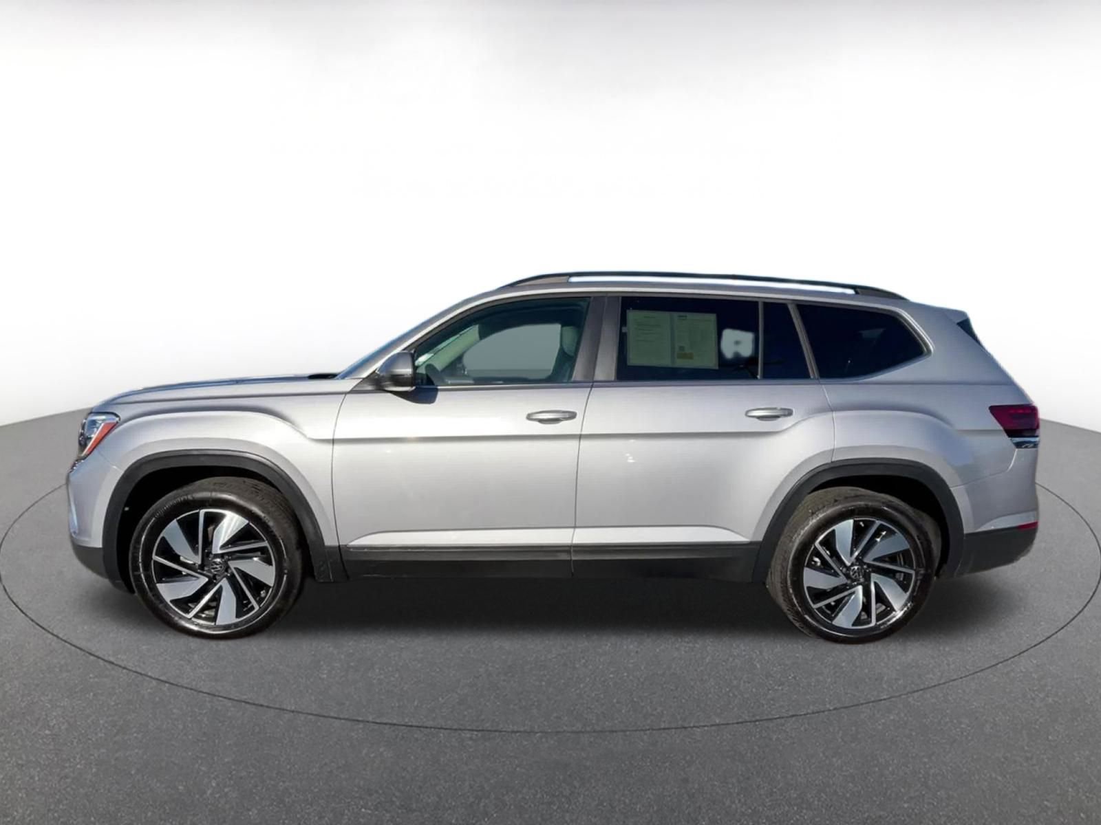 Thumbnail: 2025 Volkswagen Atlas - 9