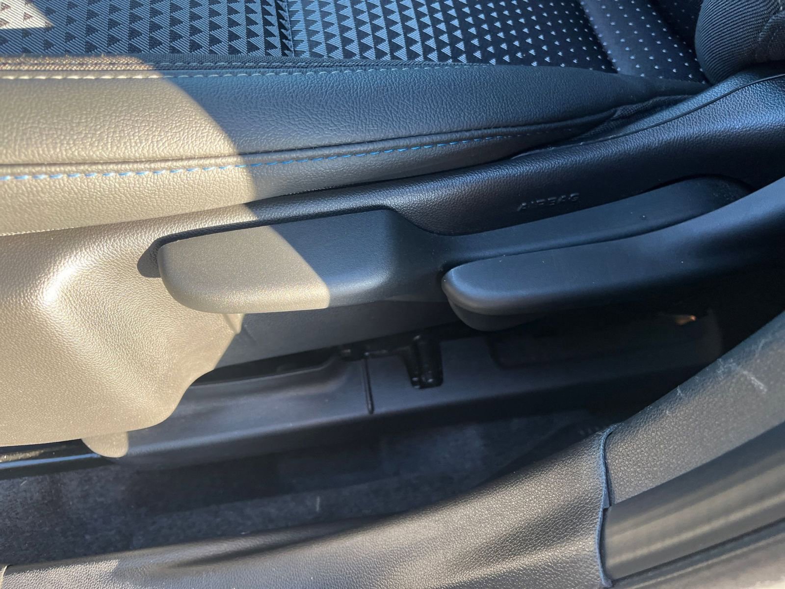 Thumbnail: 2025 Chevrolet Trax - 22