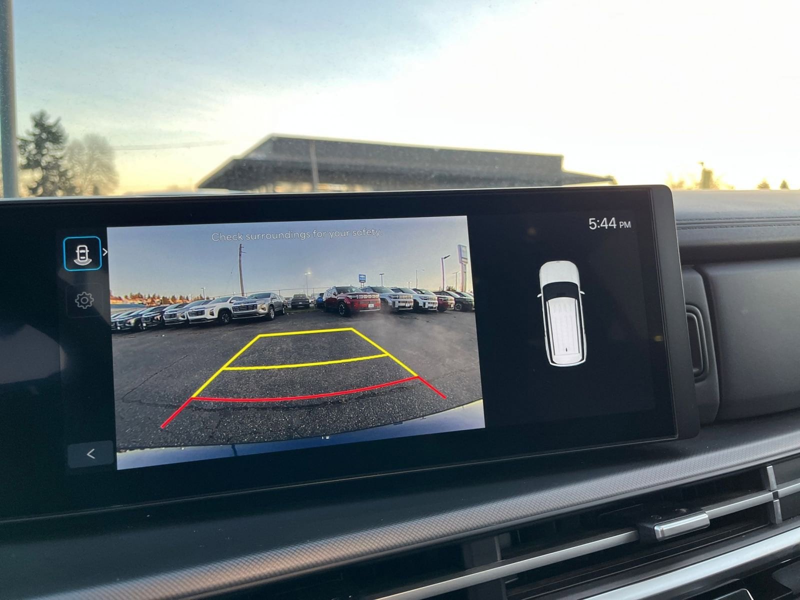 Thumbnail: 2025 Hyundai Santa Fe - 18