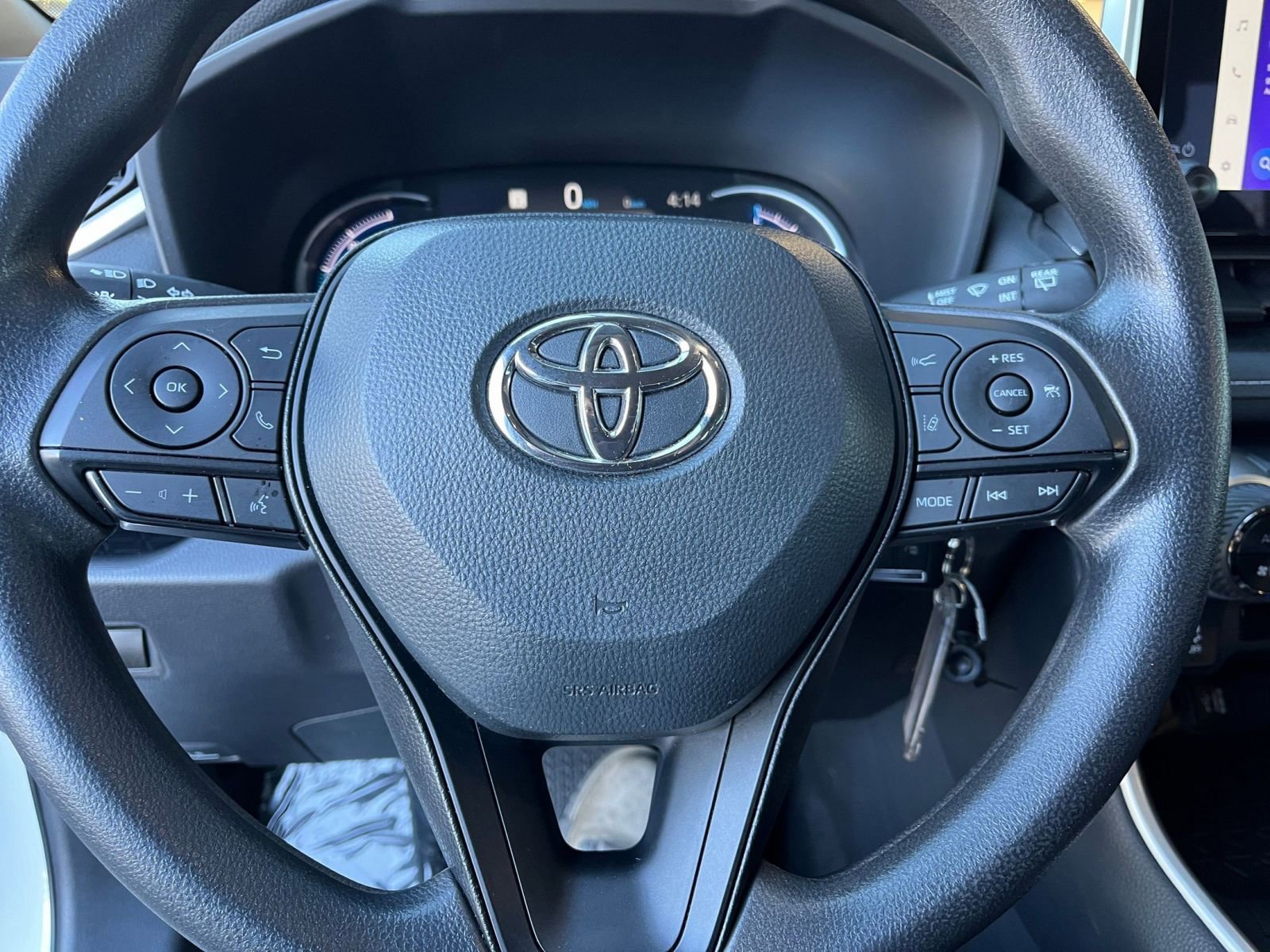 Thumbnail: 2025 Toyota RAV4 - 28