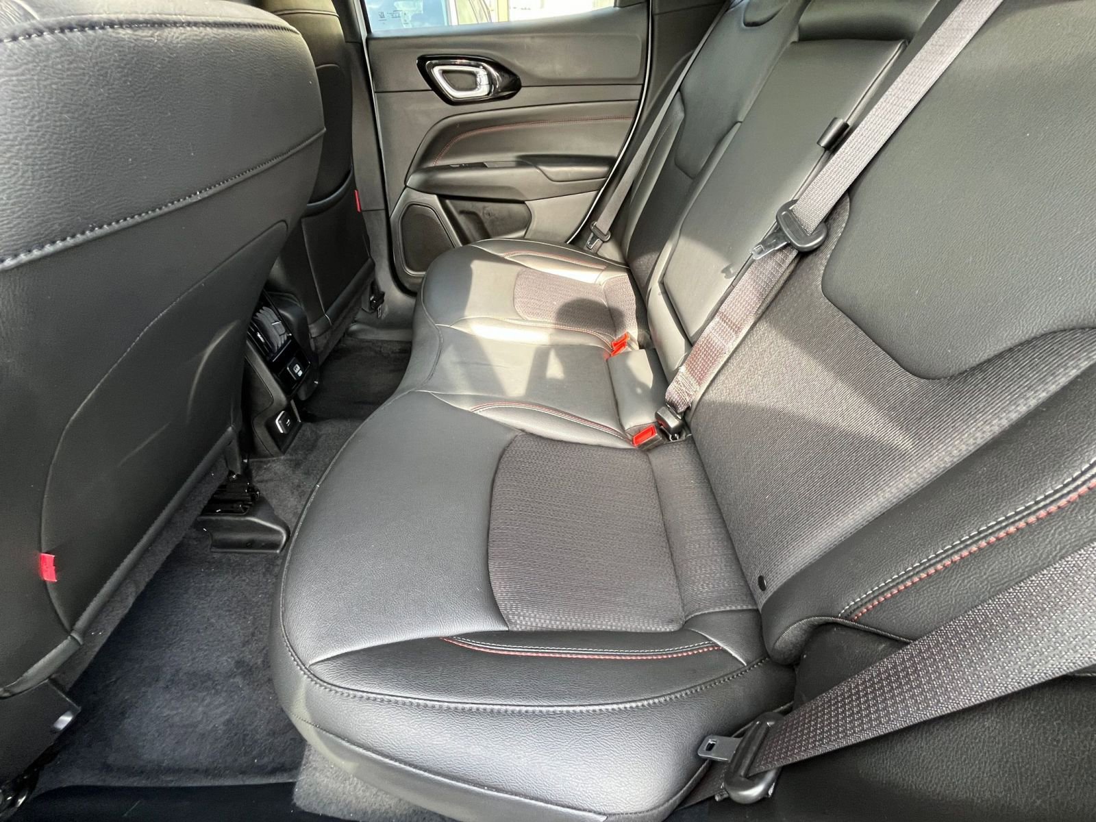 Thumbnail: 2025 Jeep Compass - 25