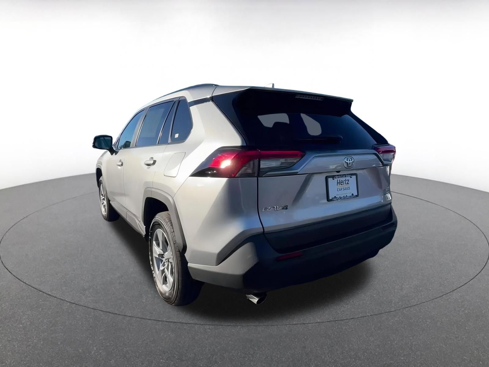 Thumbnail: 2025 Toyota RAV4 - 11