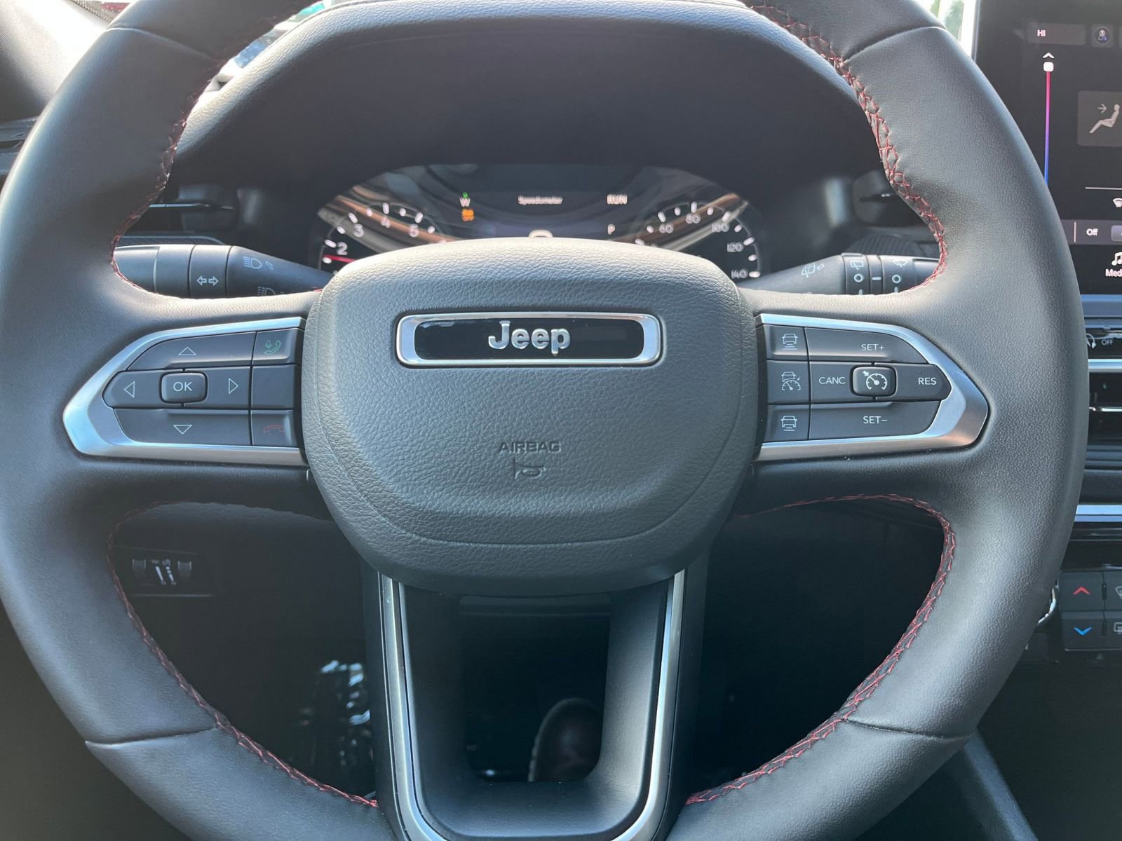 Thumbnail: 2025 Jeep Compass - 28