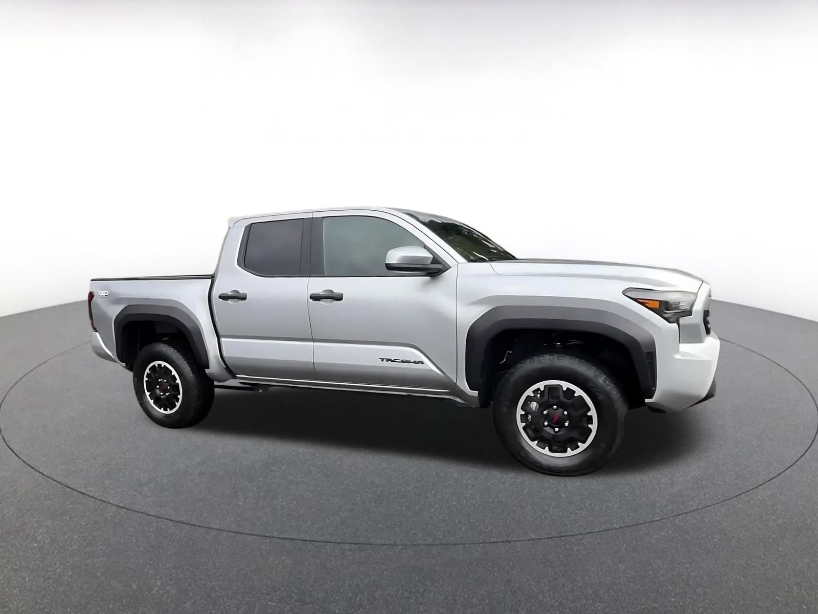 Thumbnail: 2025 Toyota Tacoma - 2