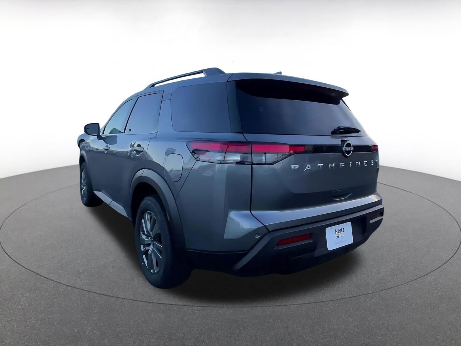 Thumbnail: 2025 Nissan Pathfinder - 11