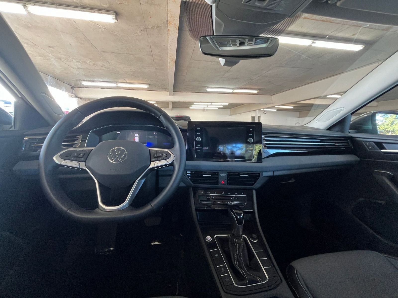 Thumbnail: 2025 Volkswagen Jetta - 33