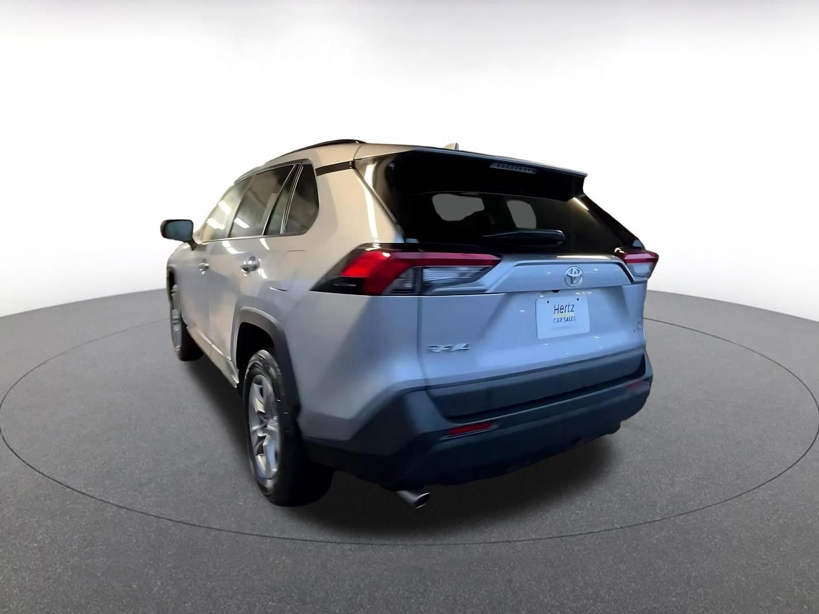 Thumbnail: 2025 Toyota RAV4 - 11