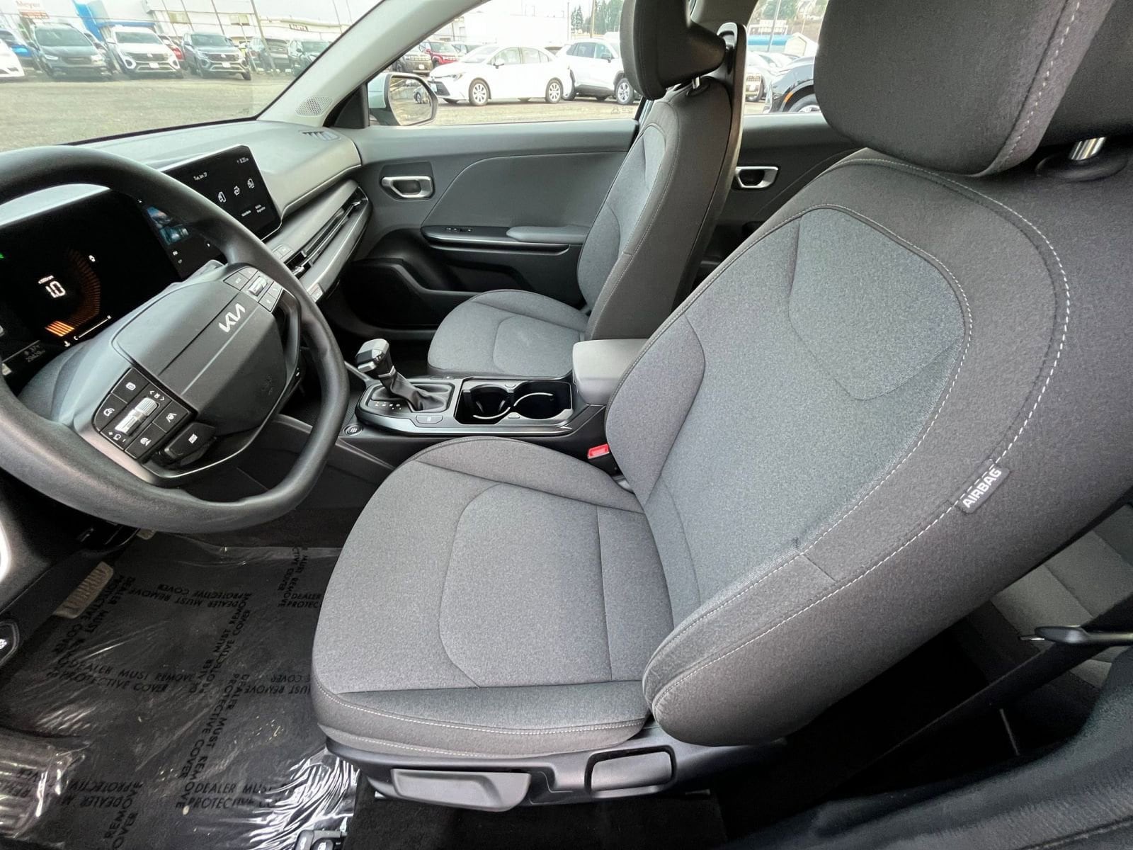 Thumbnail: 2025 Kia K4 - 28