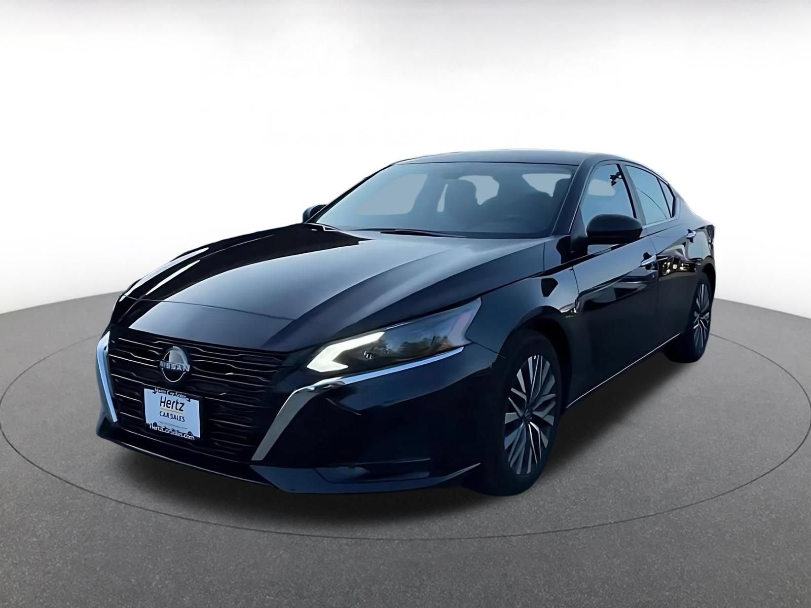 Thumbnail: 2025 Nissan Altima - 7