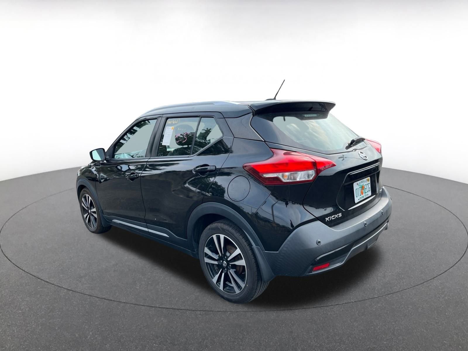 Thumbnail: 2020 Nissan Kicks - 5