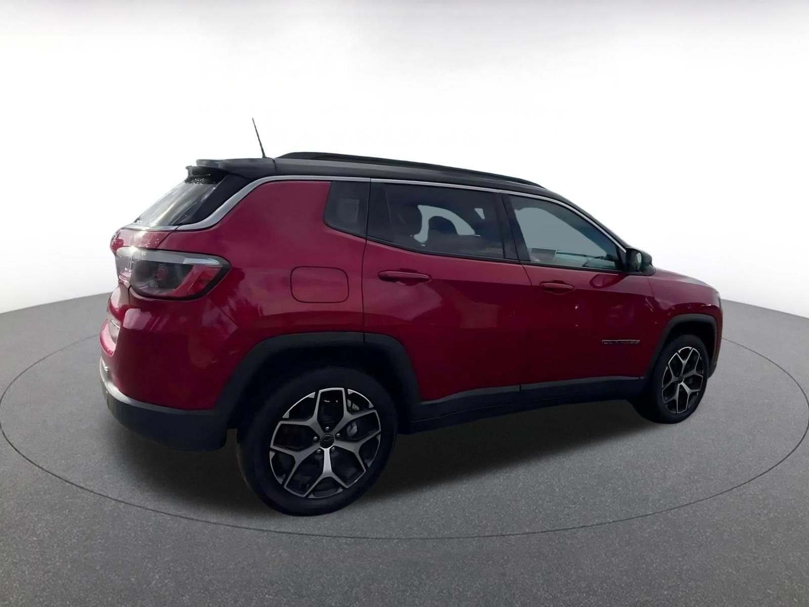 Thumbnail: 2025 Jeep Compass - 14