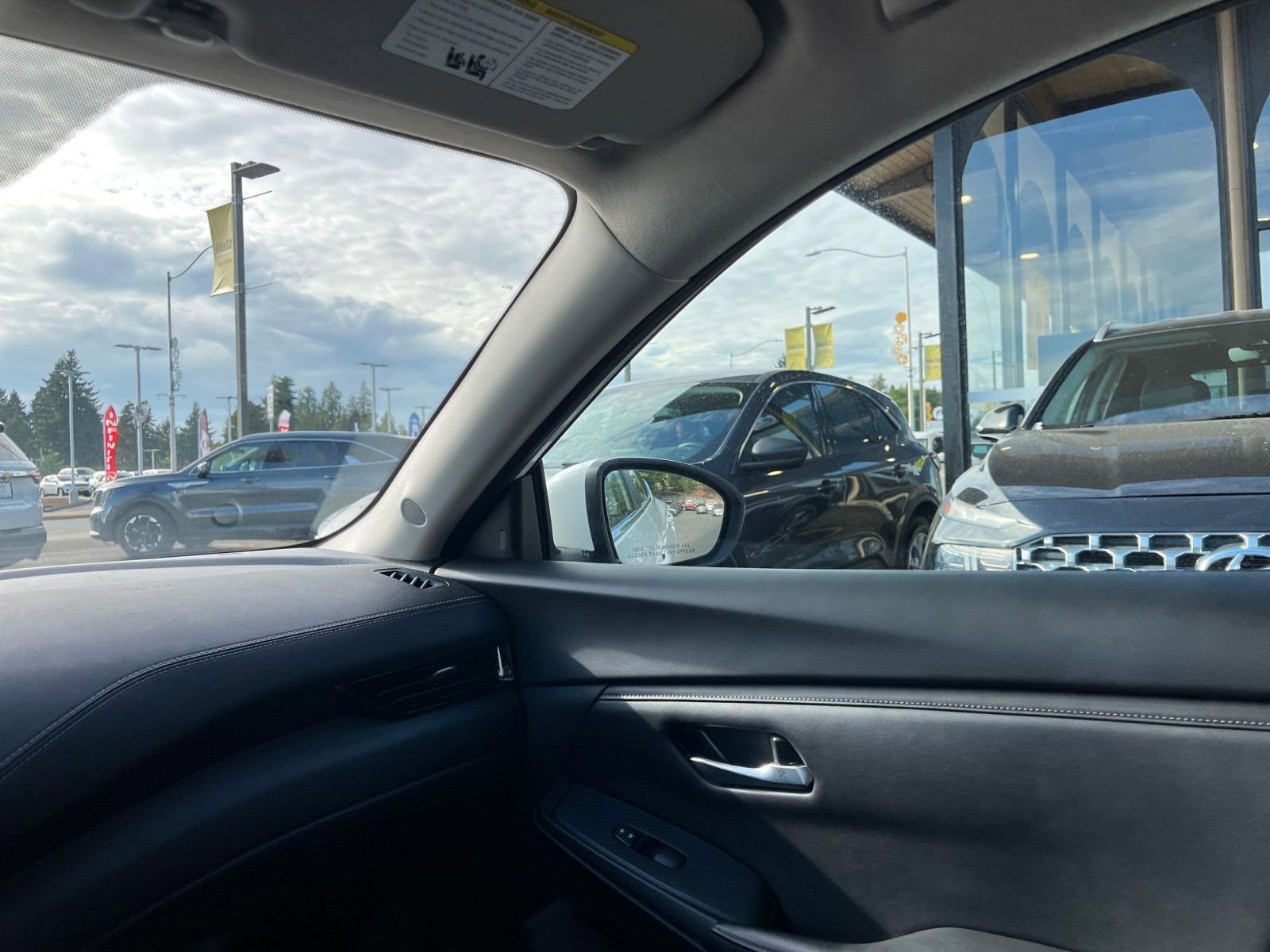 Thumbnail: 2024 Nissan Sentra - 35