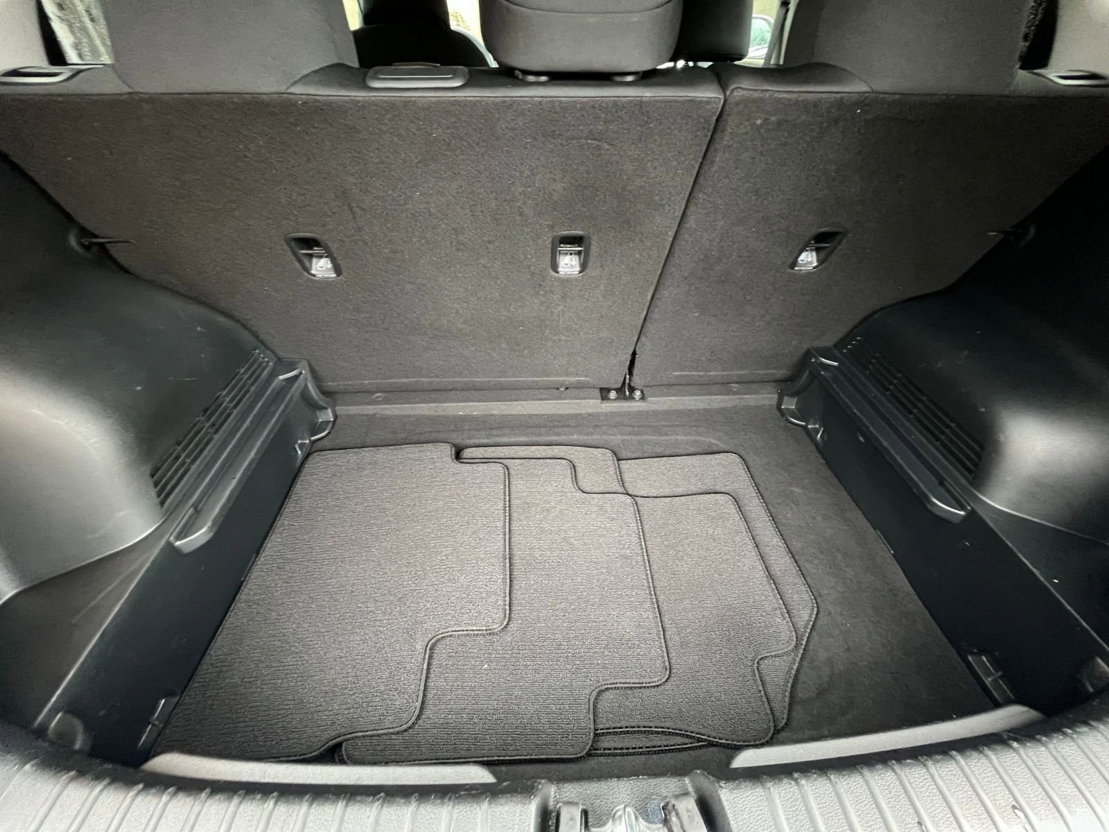 Thumbnail: 2025 Kia Soul - 31