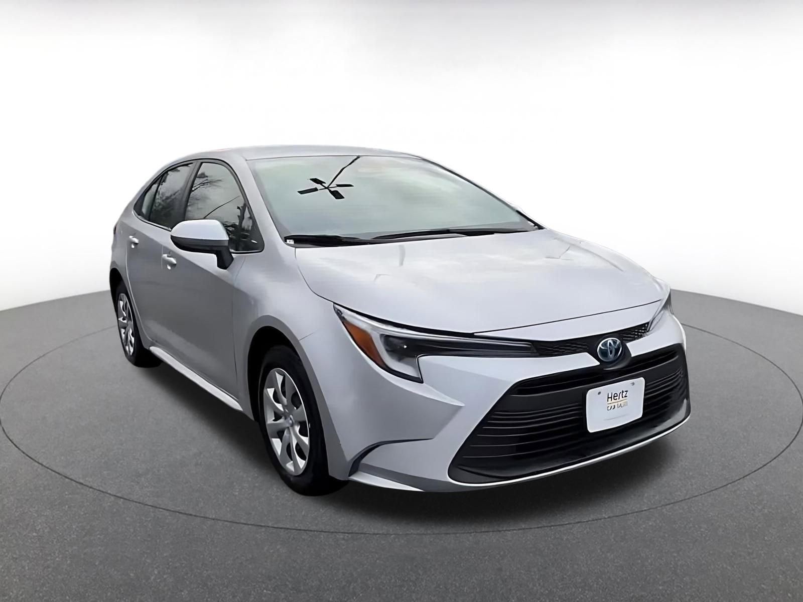 Thumbnail: 2025 Toyota Corolla - 3