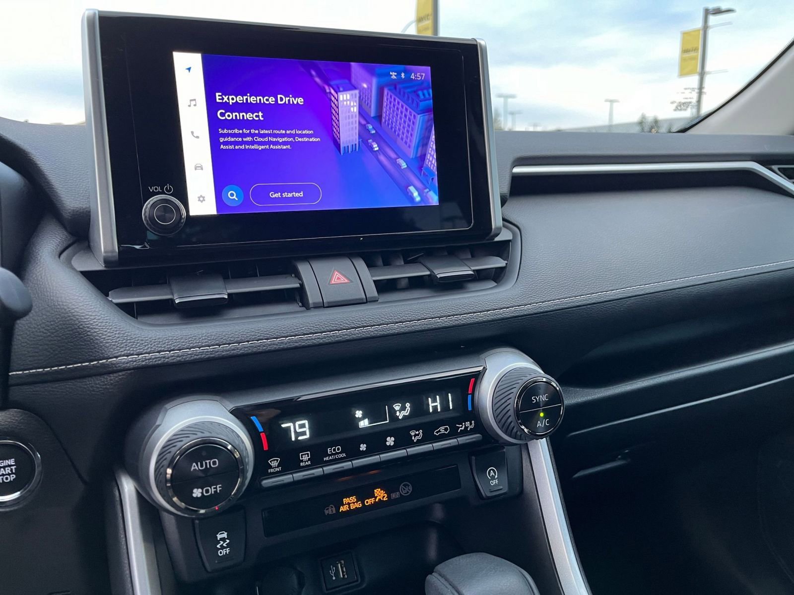 Thumbnail: 2025 Toyota RAV4 - 21