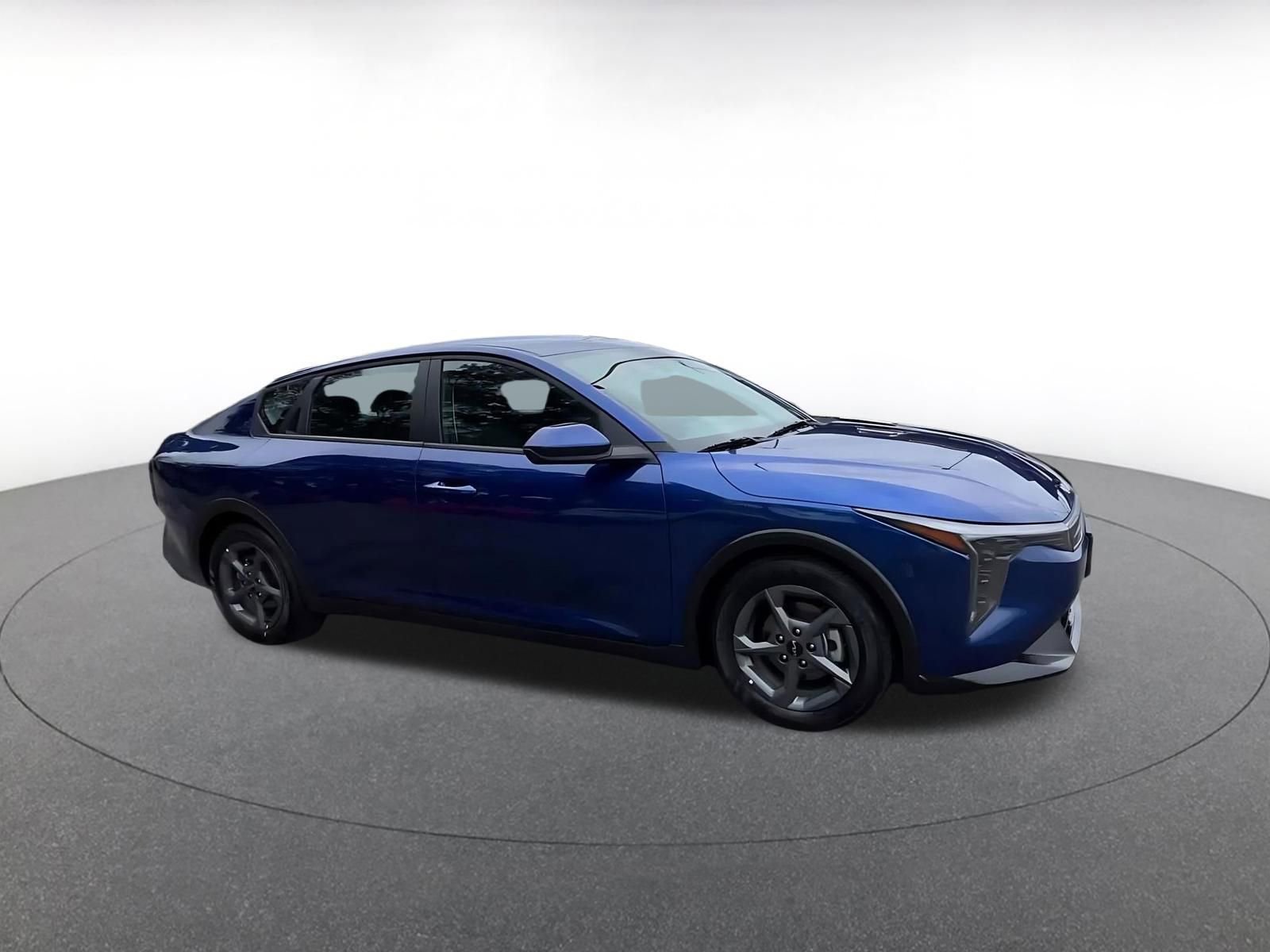 Thumbnail: 2025 Kia K4 - 2