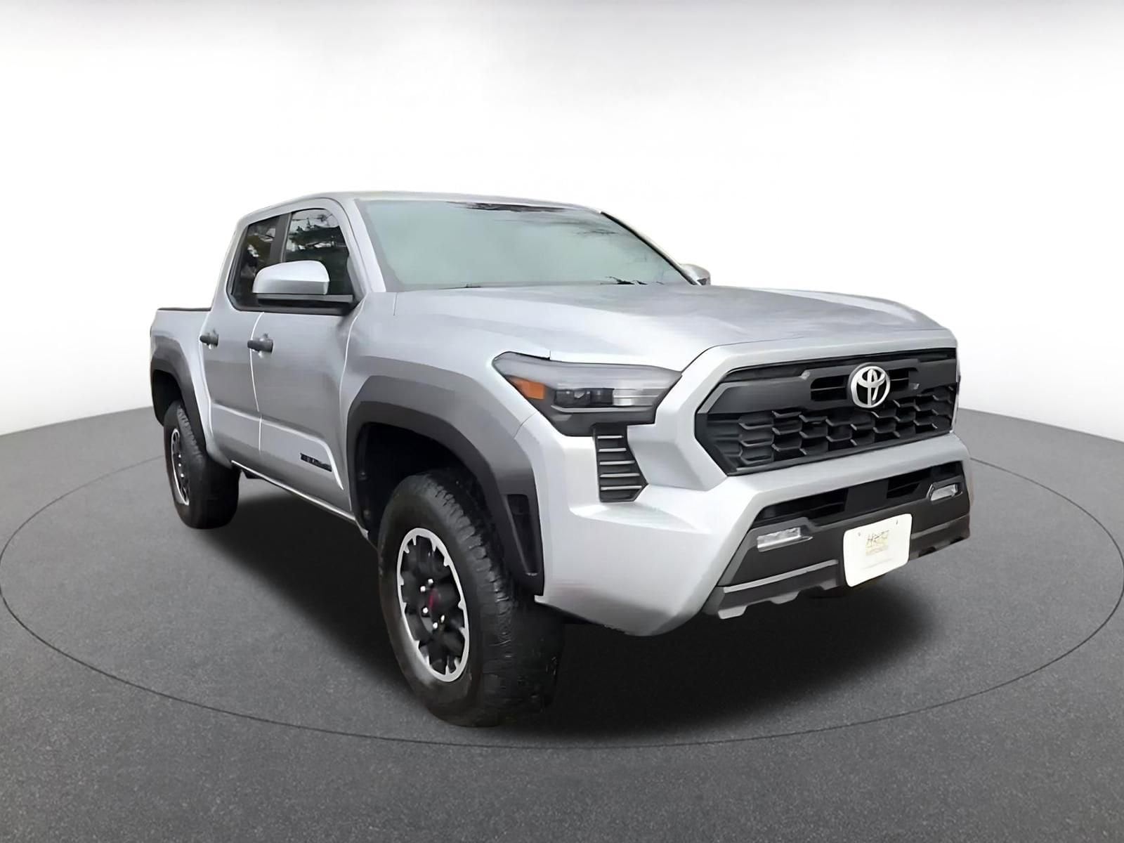 Thumbnail: 2025 Toyota Tacoma - 3