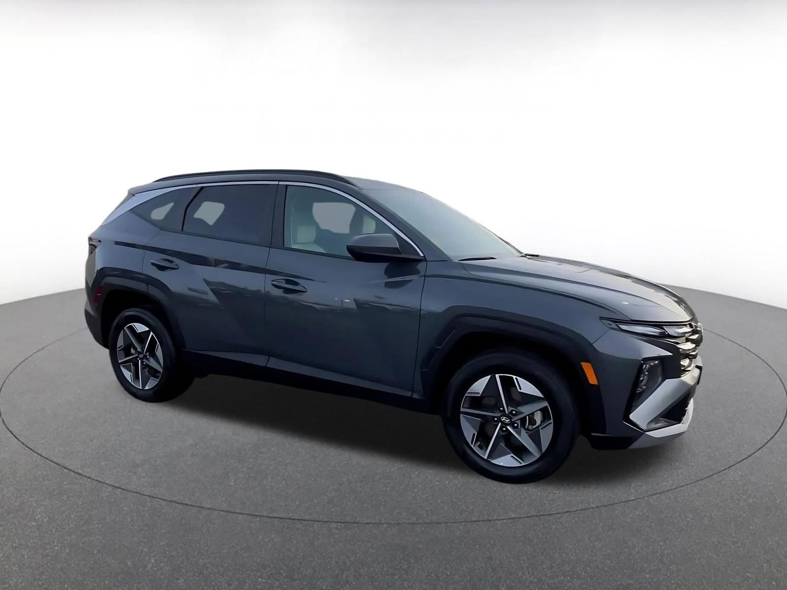 Thumbnail: 2025 Hyundai Tucson - 2