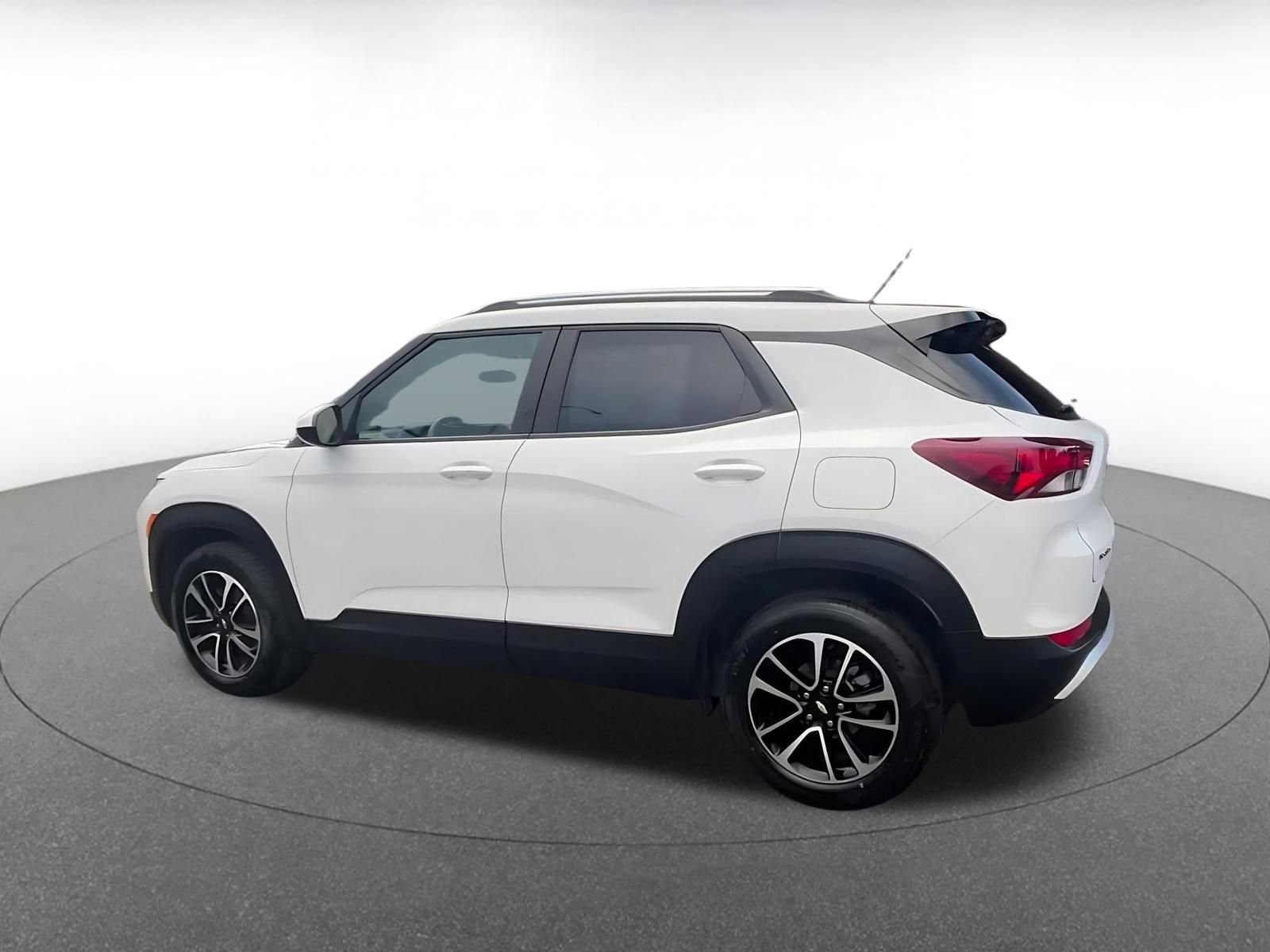 Thumbnail: 2025 Chevrolet TrailBlazer - 10