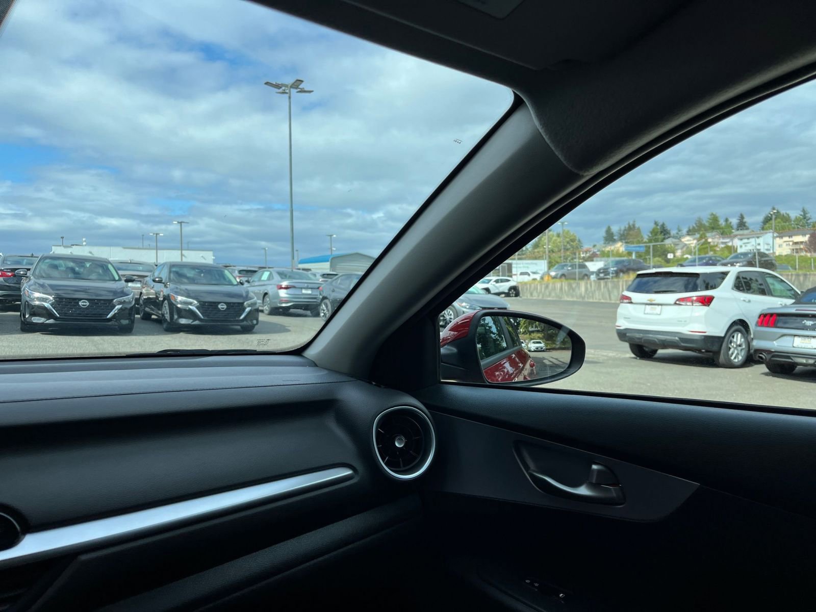 Thumbnail: 2024 Kia Forte - 35