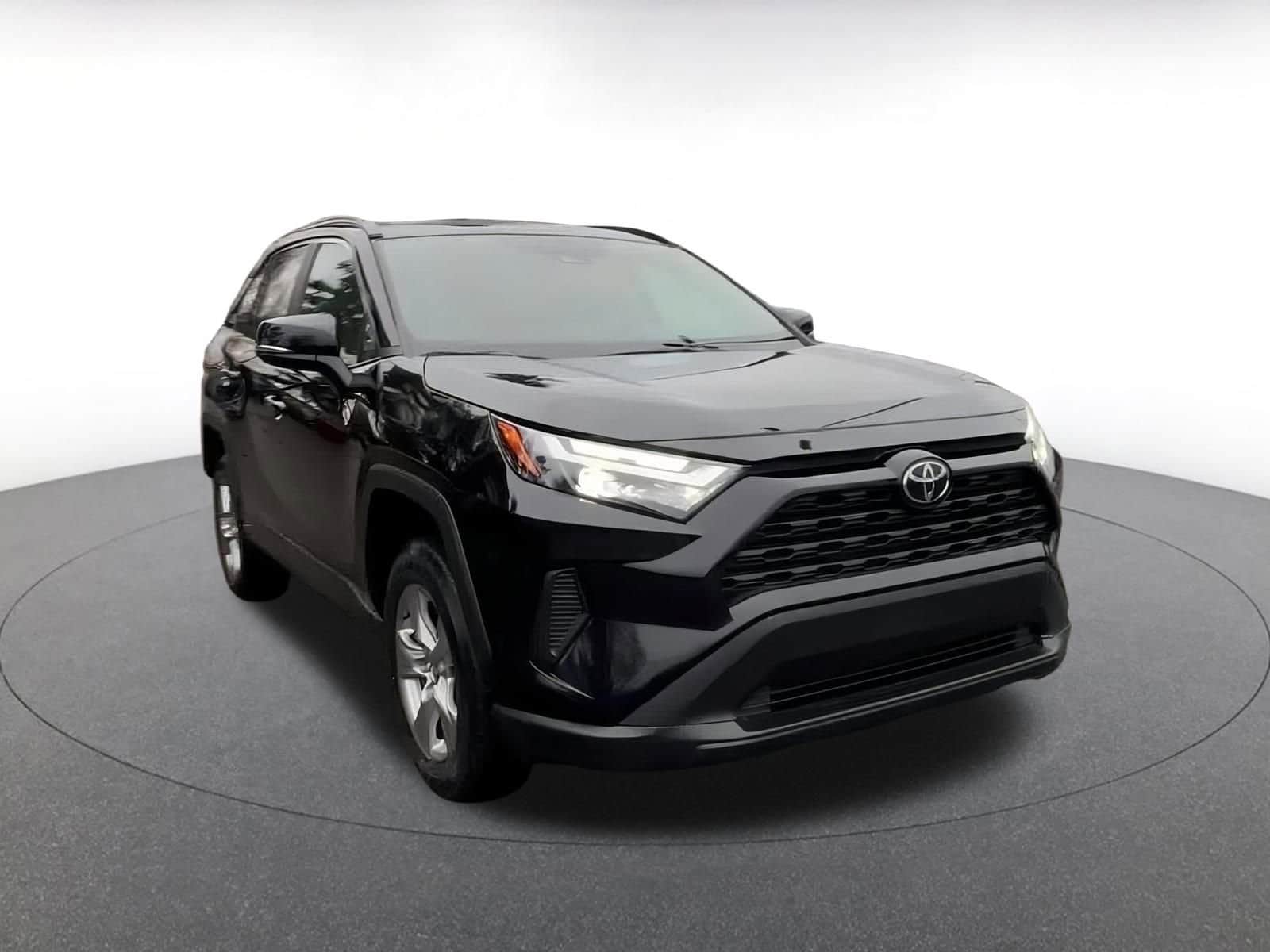 Thumbnail: 2025 Toyota RAV4 - 3