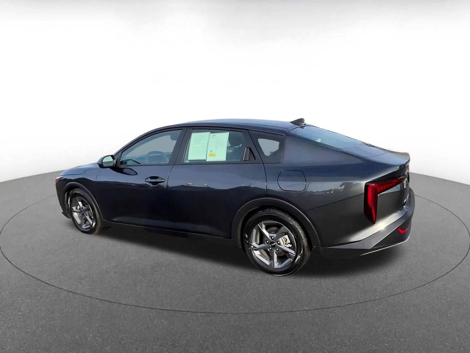 Thumbnail: 2025 Kia K4 - 10