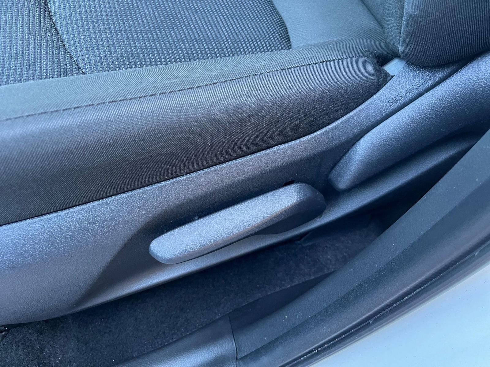 Thumbnail: 2025 Toyota RAV4 - 23