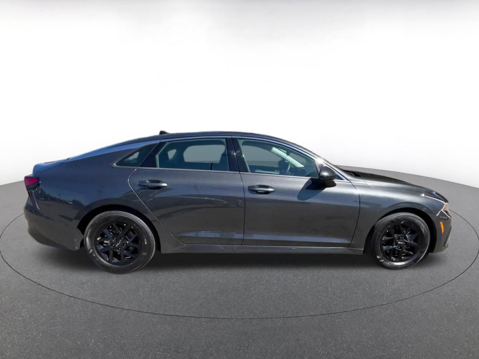 Thumbnail: 2025 Kia K5 - 16