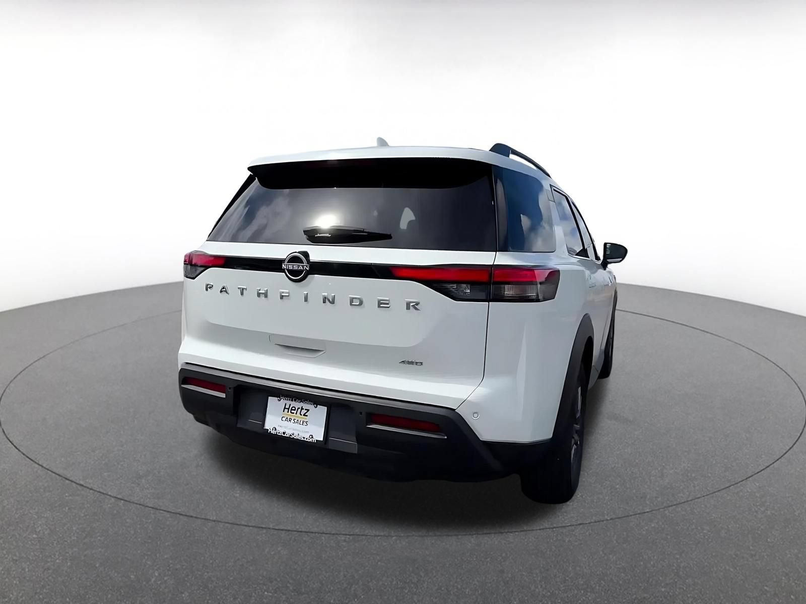 Thumbnail: 2025 Nissan Pathfinder - 14