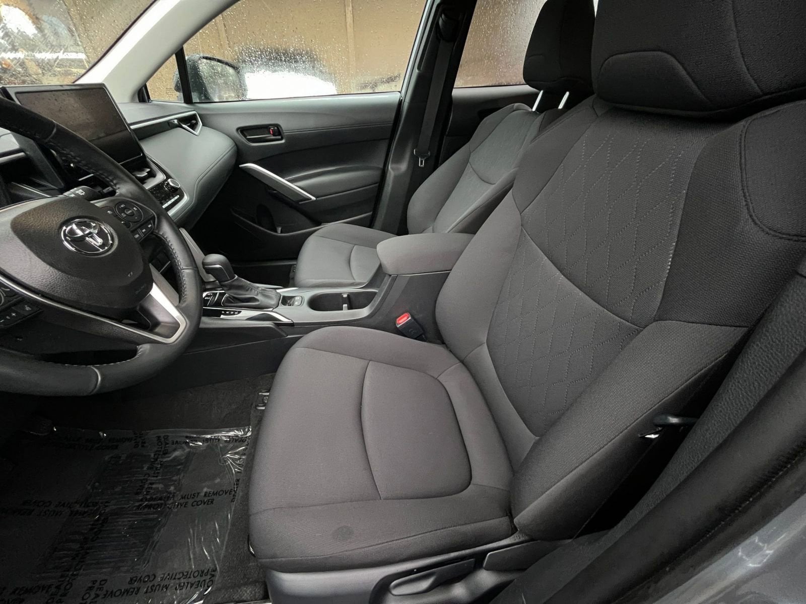 Thumbnail: 2025 Toyota Corolla Cross - 27