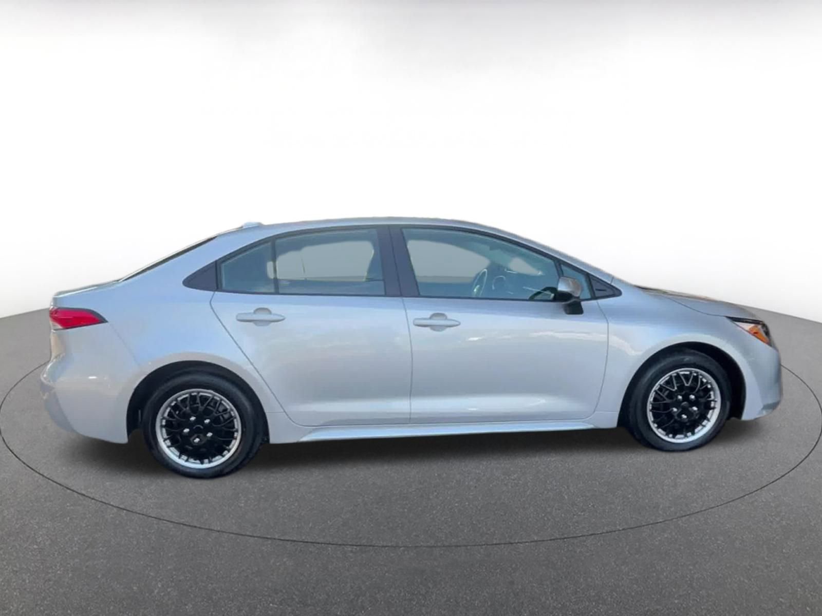 Thumbnail: 2024 Toyota Corolla - 16