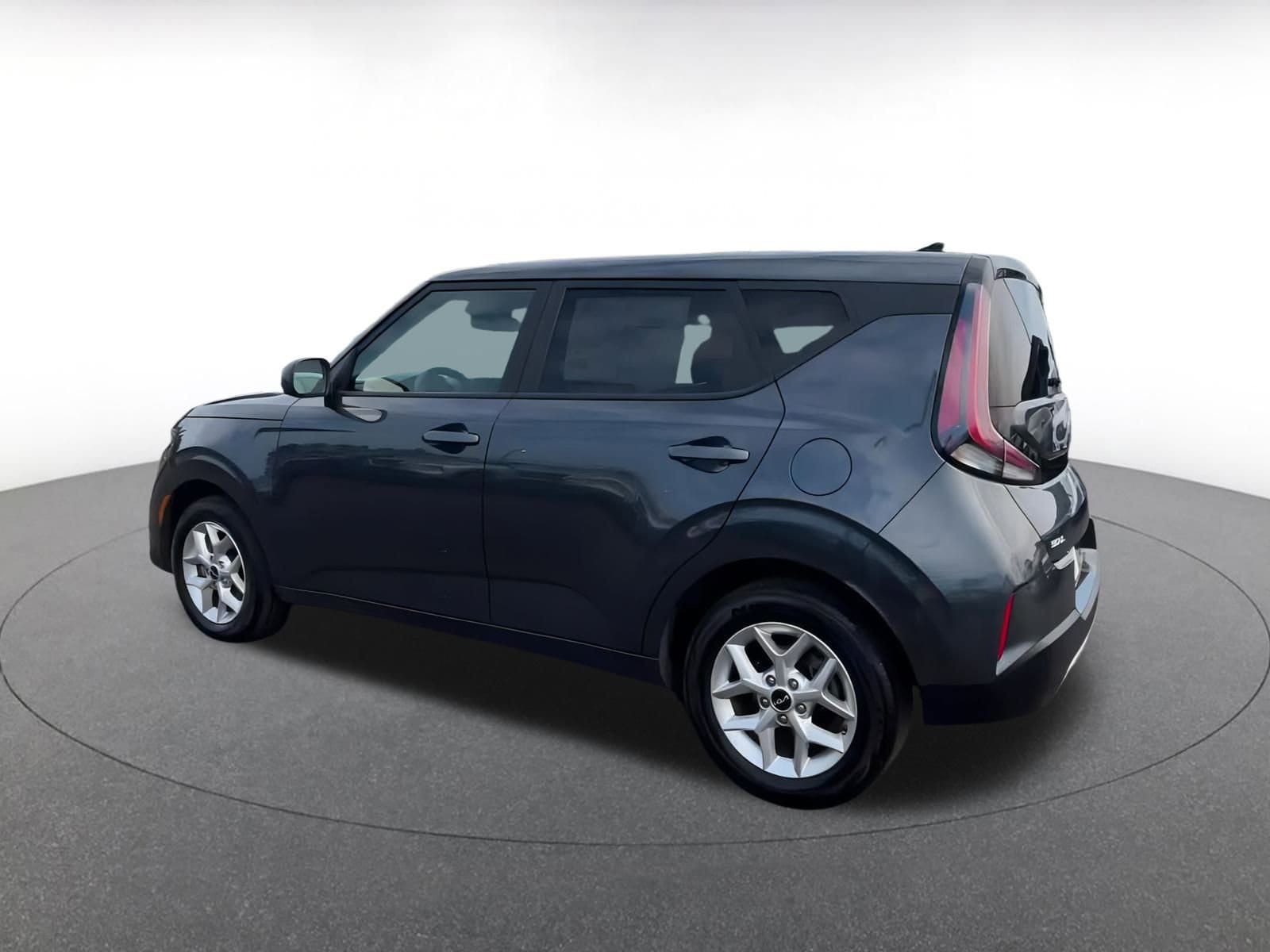 Thumbnail: 2024 Kia Soul - 10