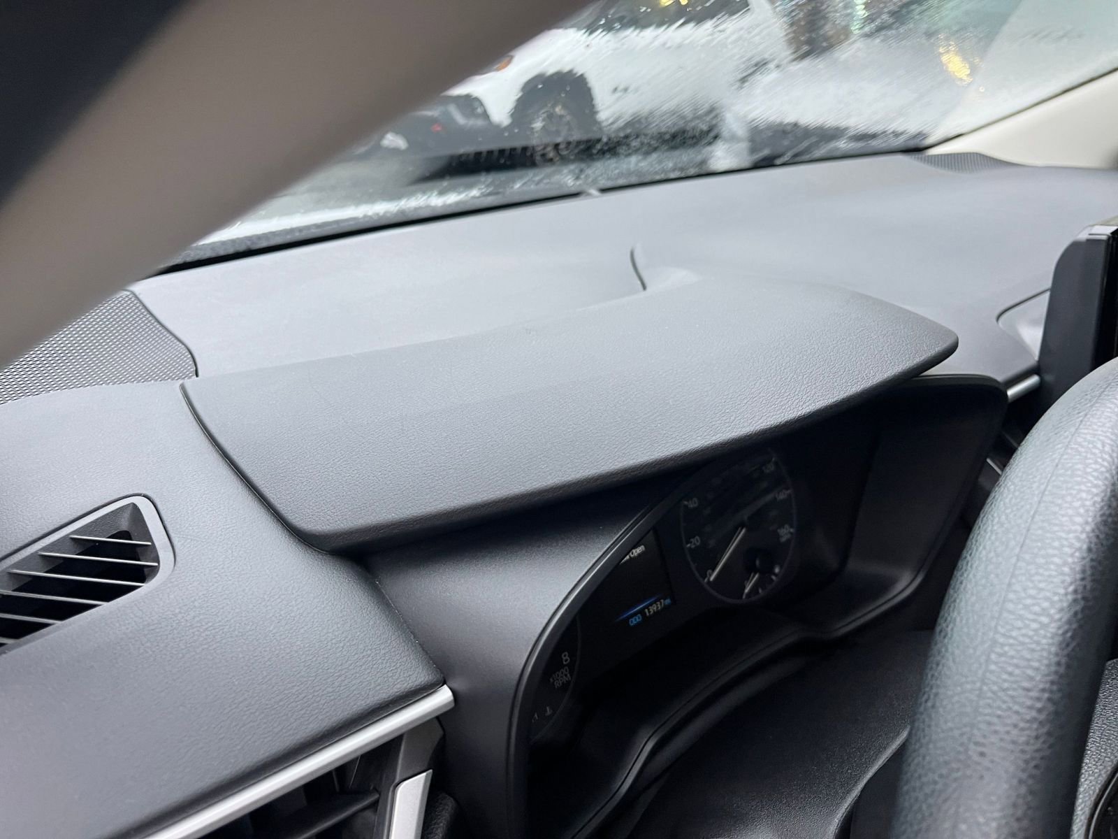 Thumbnail: 2025 Toyota Corolla - 34