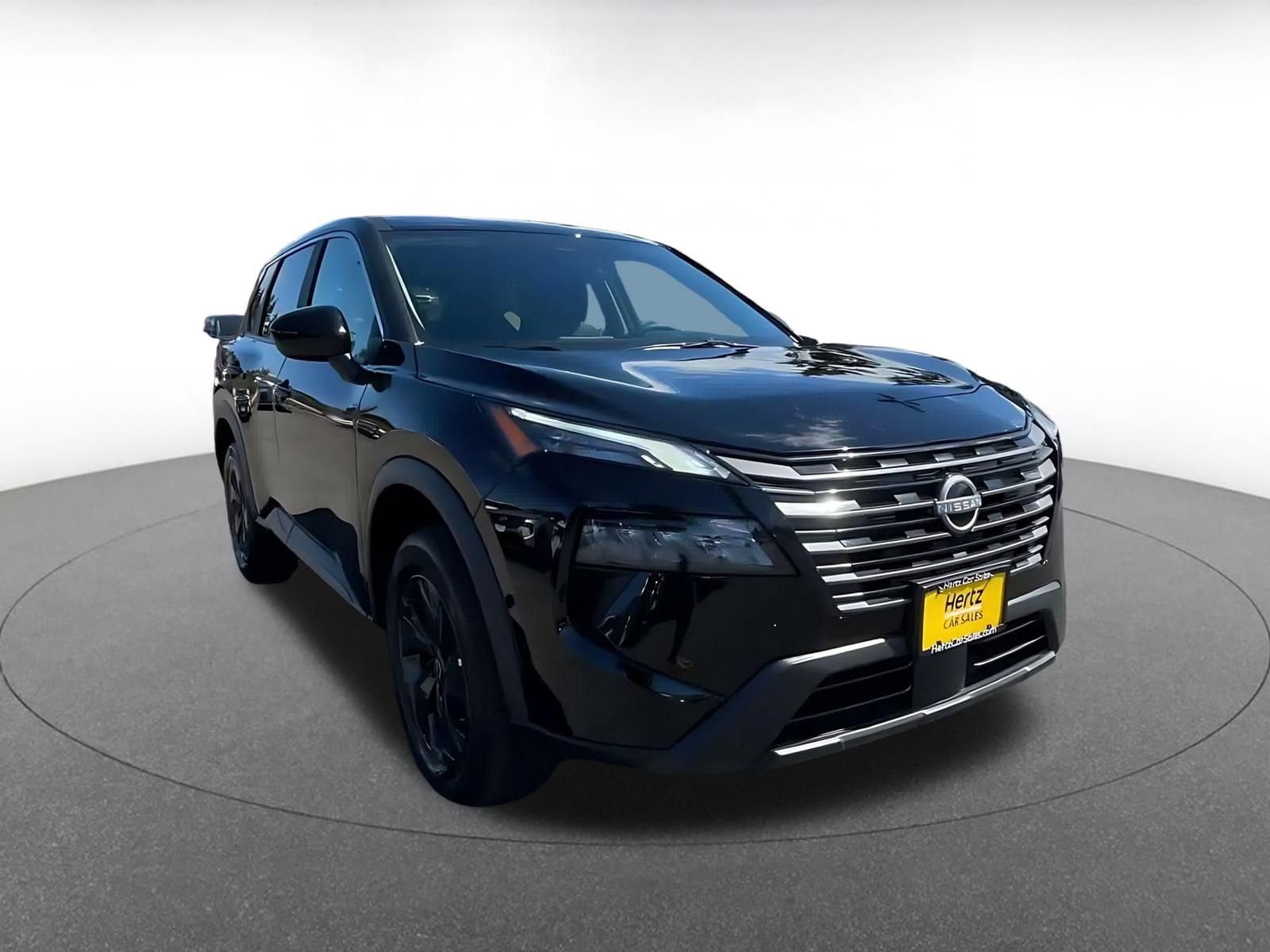 Thumbnail: 2026 Nissan Rogue - 3