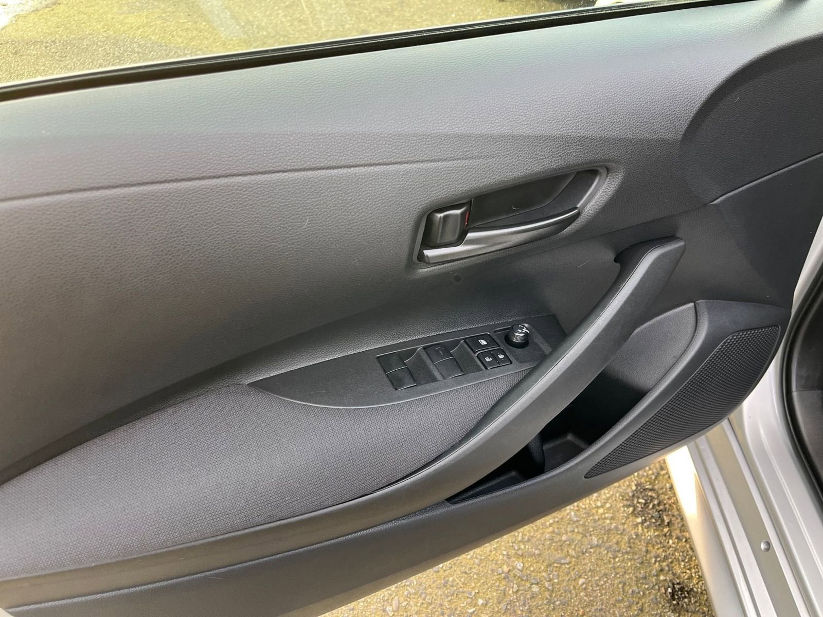 Thumbnail: 2025 Toyota Corolla - 20