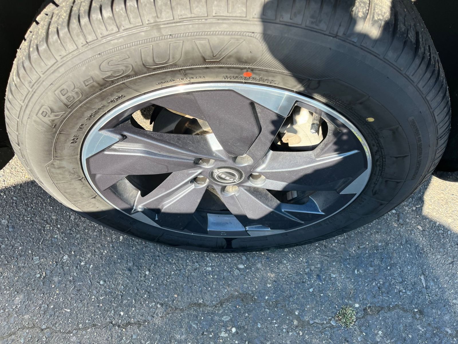 Thumbnail: 2024 Nissan Rogue - 30