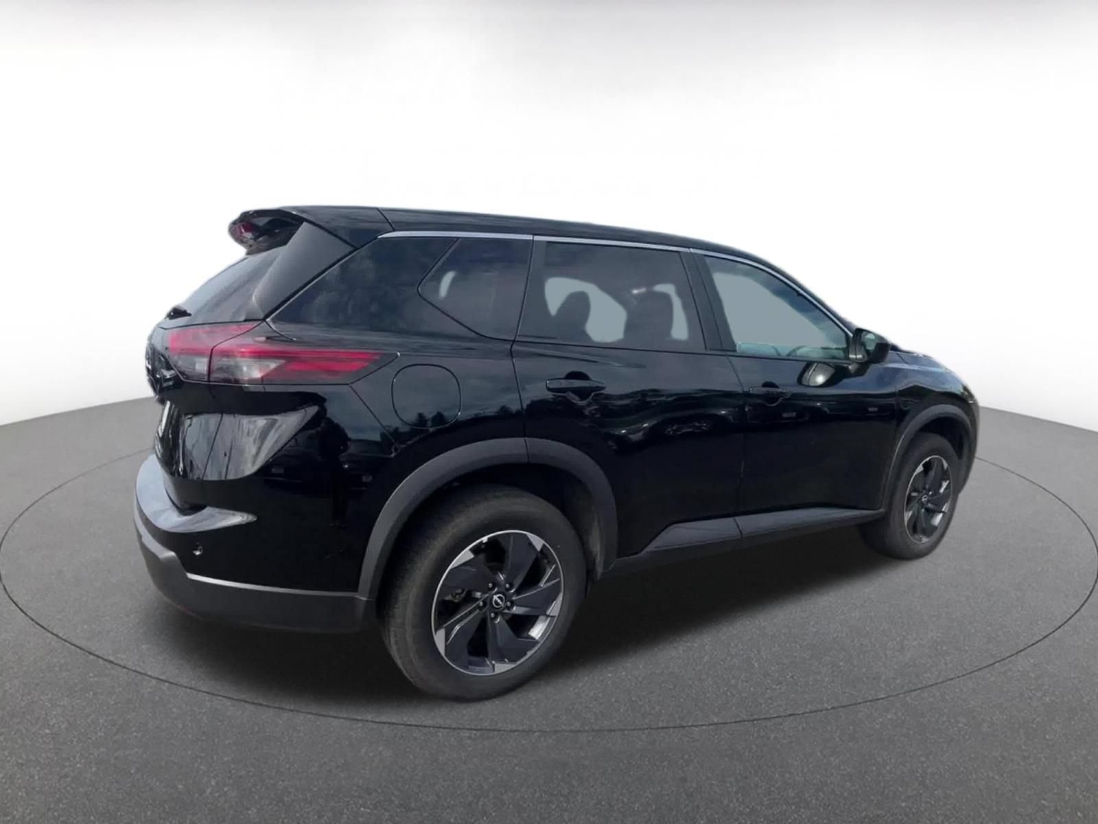 Thumbnail: 2025 Nissan Rogue - 15