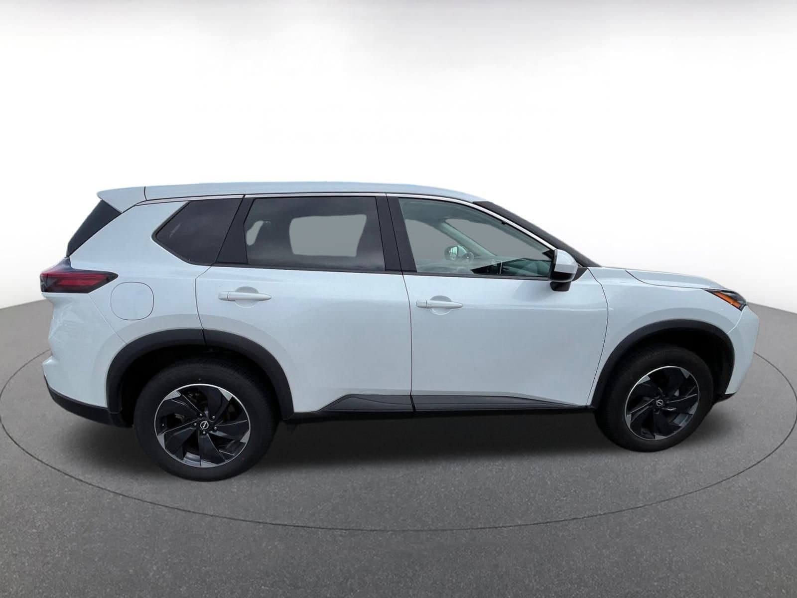 Thumbnail: 2025 Nissan Rogue - 8