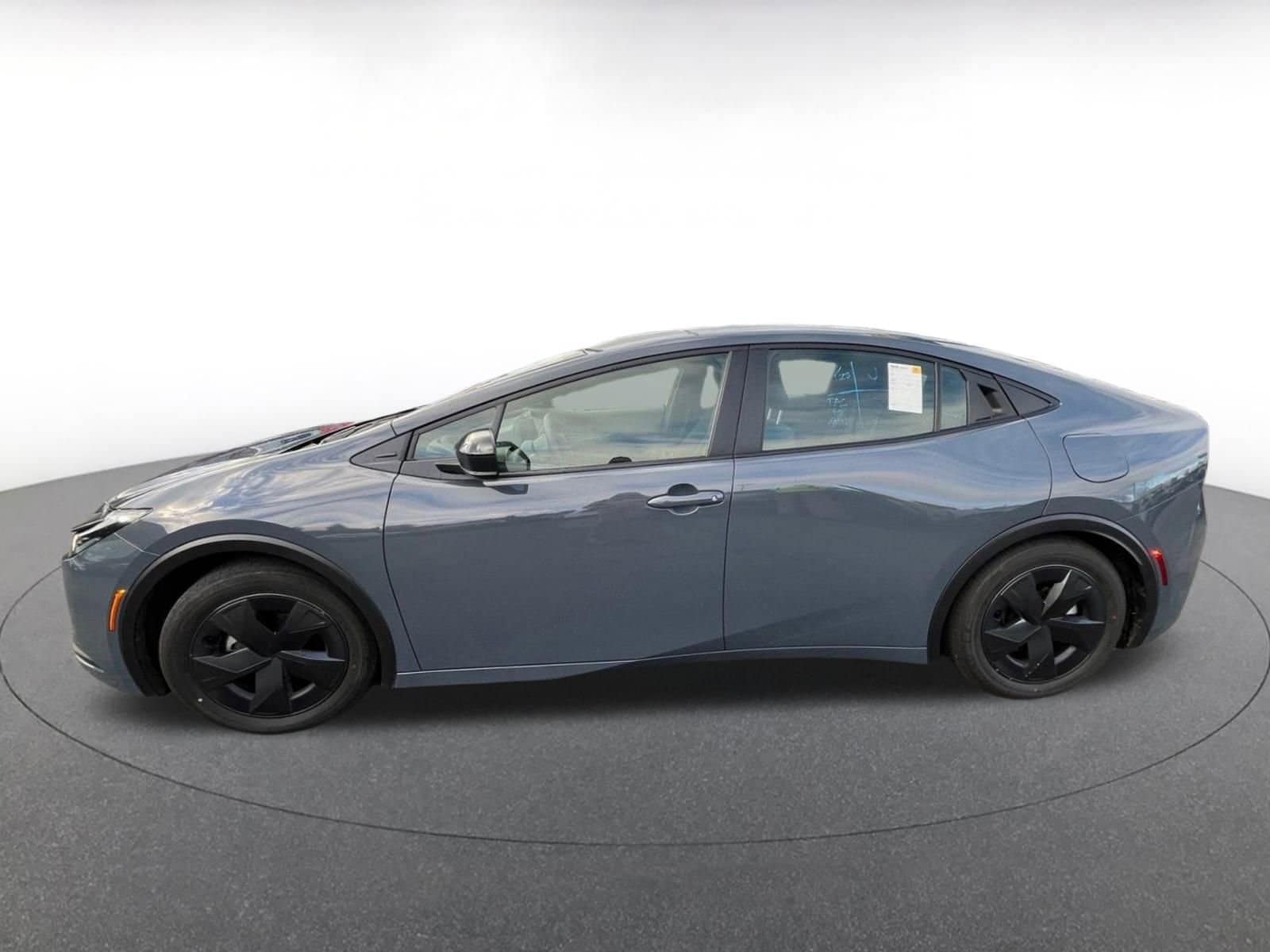 Thumbnail: 2025 Toyota Prius - 4