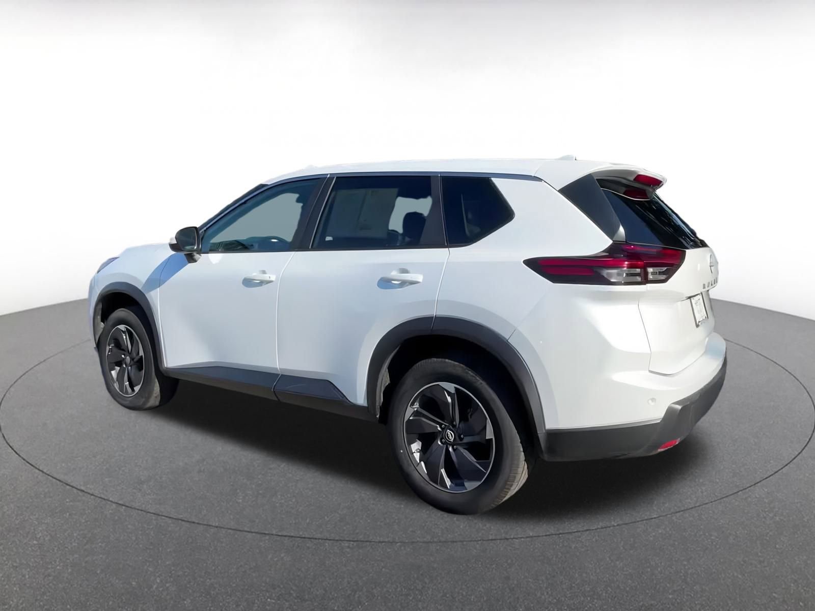 Thumbnail: 2024 Nissan Rogue - 10