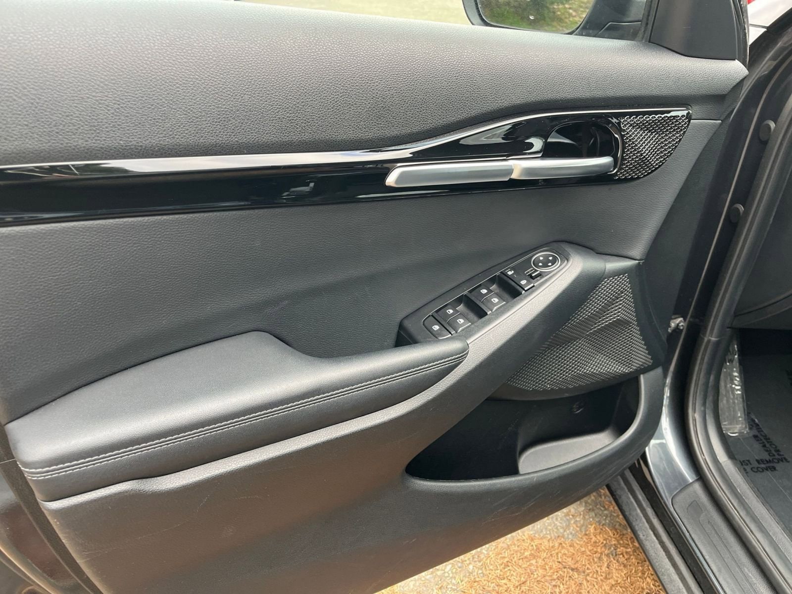 Thumbnail: 2025 Kia Seltos - 18