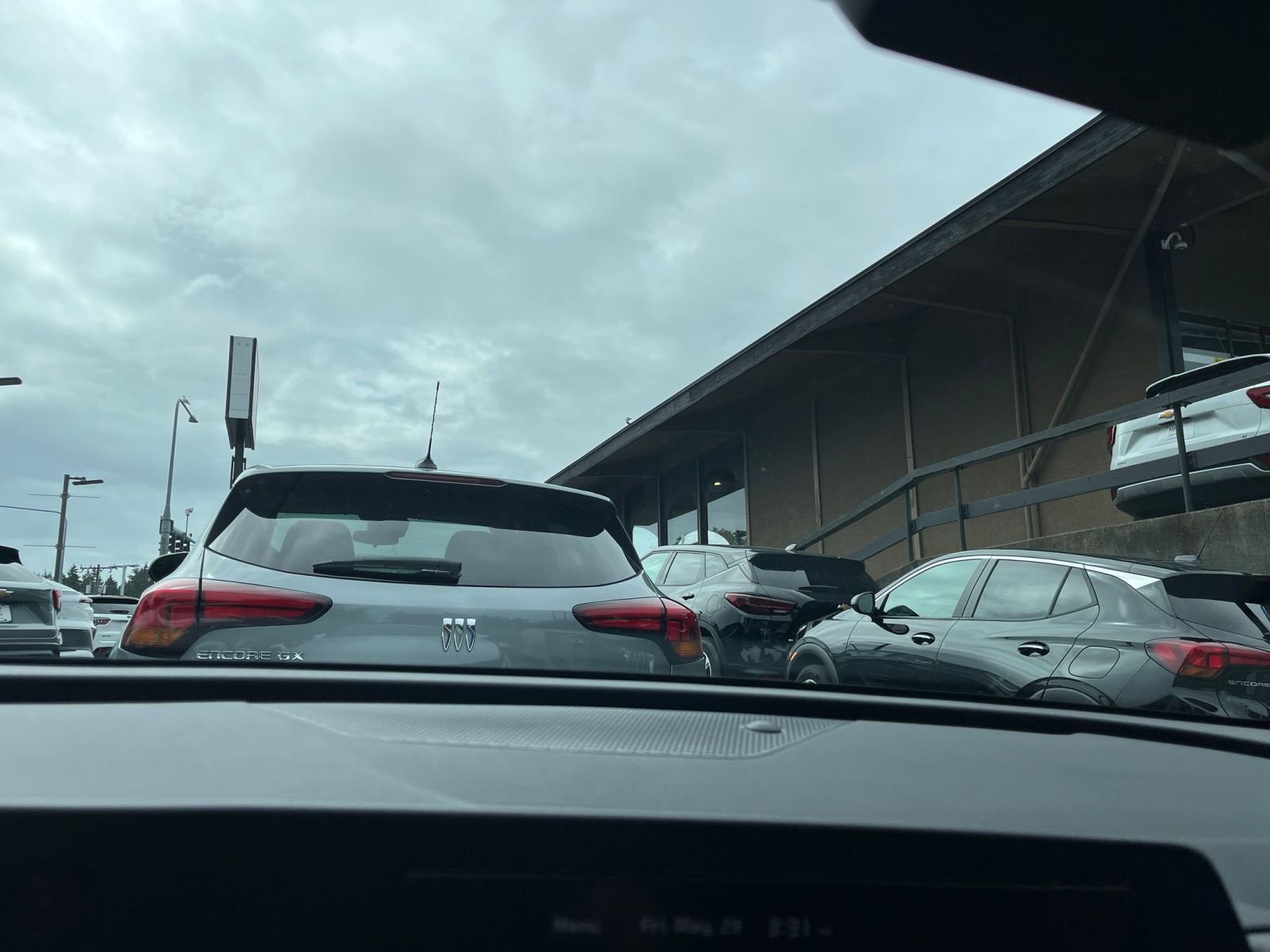 Thumbnail: 2025 Kia Sportage - 17