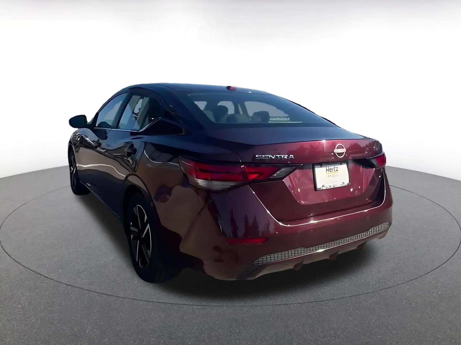 Thumbnail: 2025 Nissan Sentra - 10