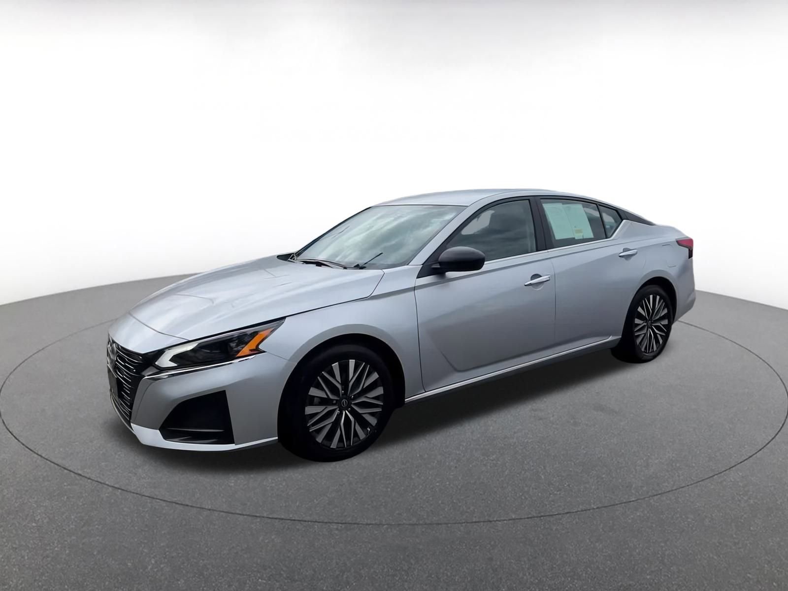 Thumbnail: 2024 Nissan Altima - 8