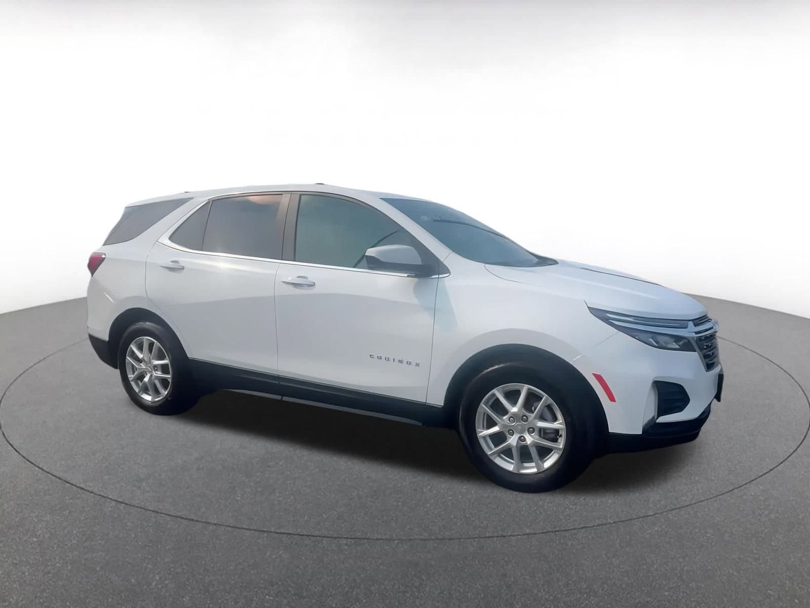 Thumbnail: 2024 Chevrolet Equinox - 2