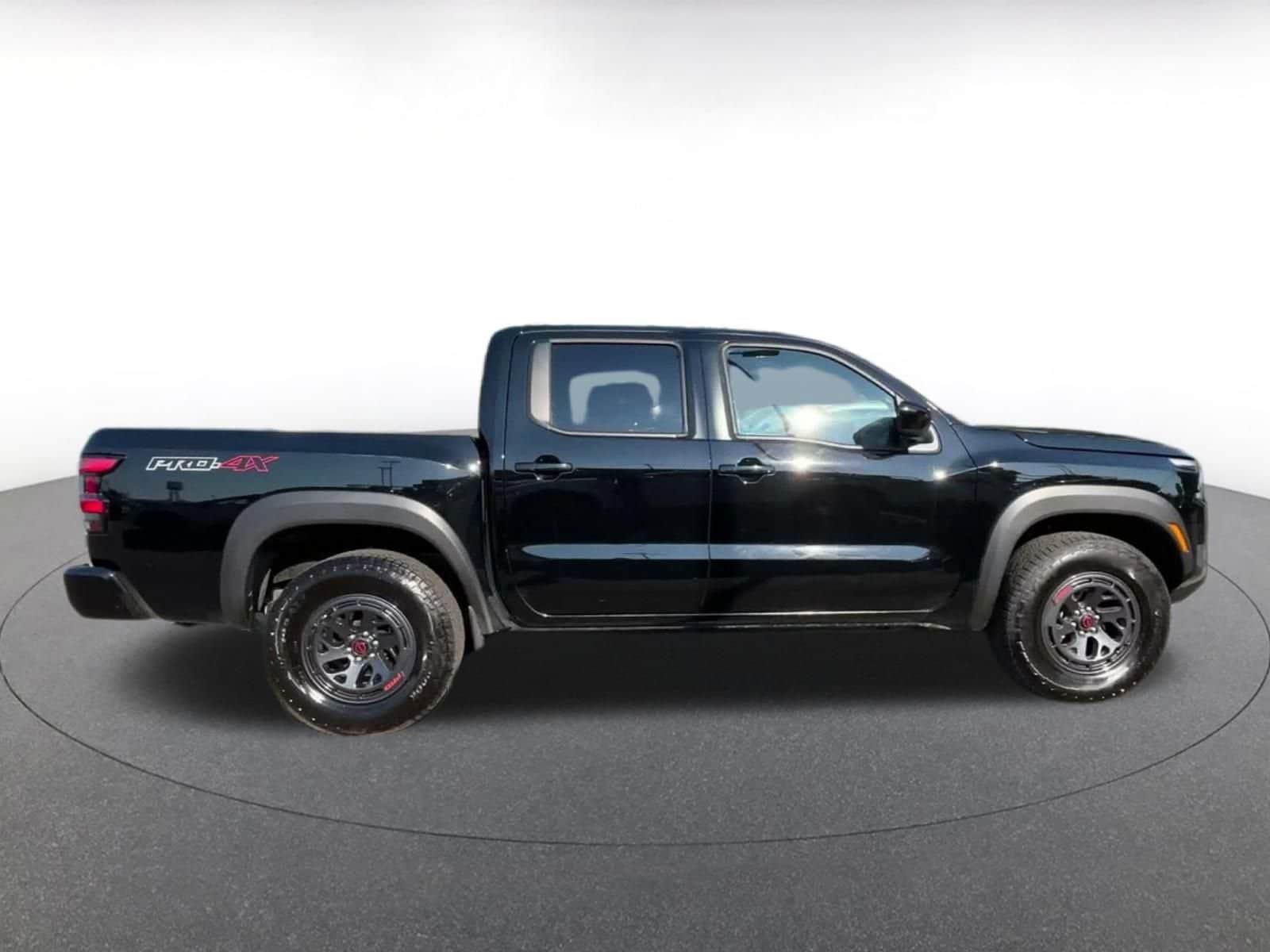 Thumbnail: 2026 Nissan Frontier - 15