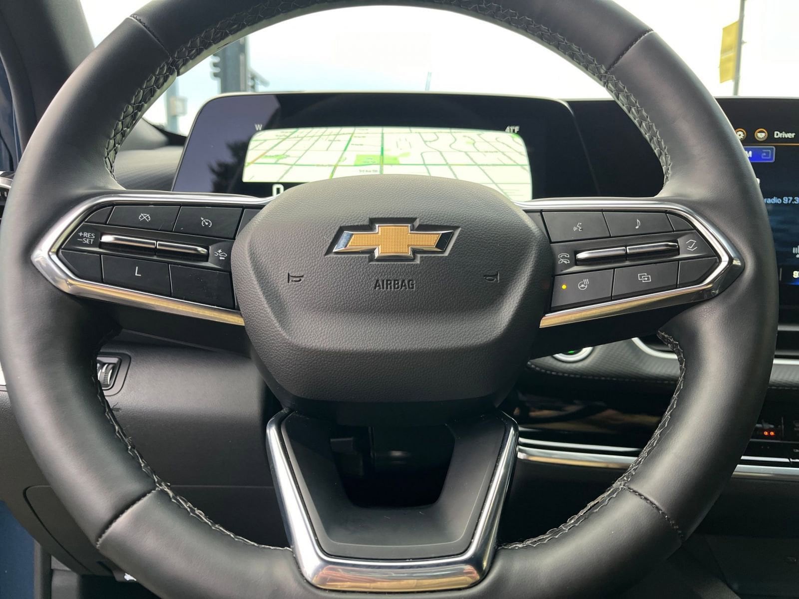 Thumbnail: 2025 Chevrolet Equinox - 30